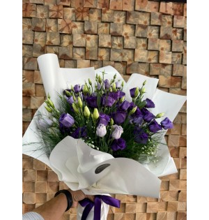 MOR LİSİANTHUS BUKETİ